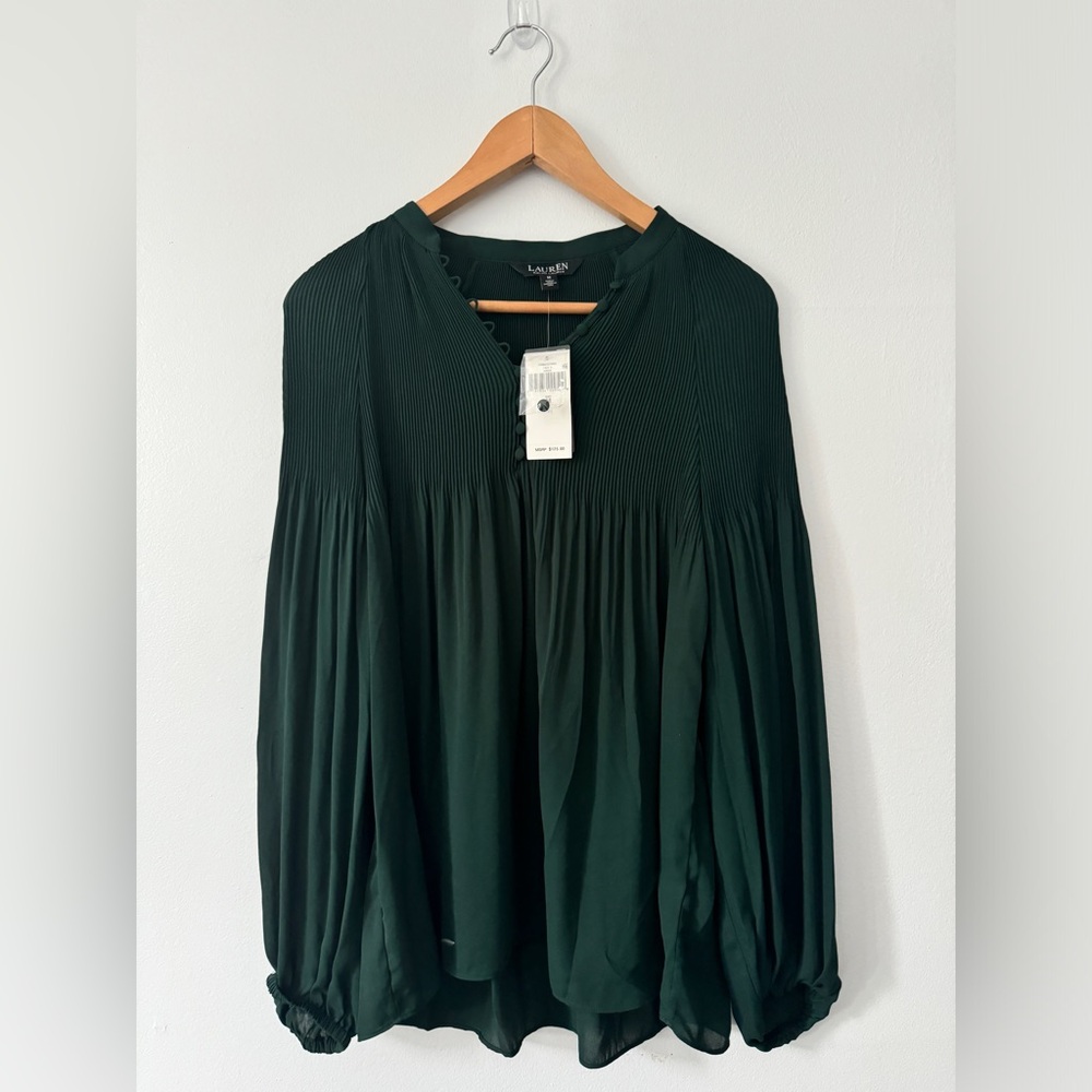 Ralph Lauren/ Dark green flows top/ size M